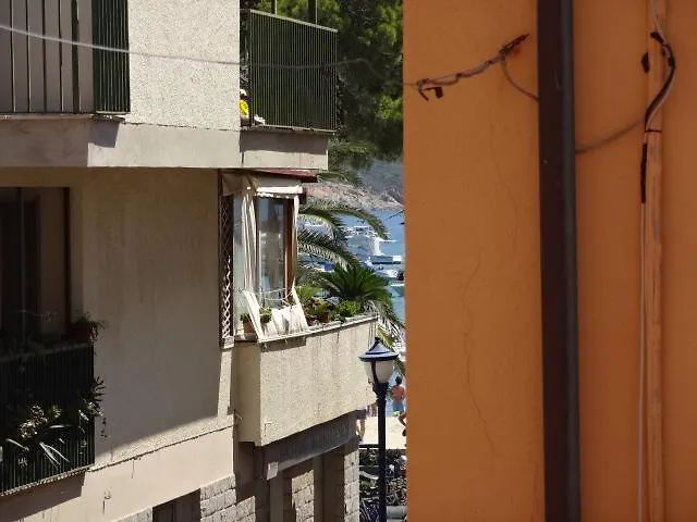 Apartment Appartamenti Silviaggi Marina di Campo Italy