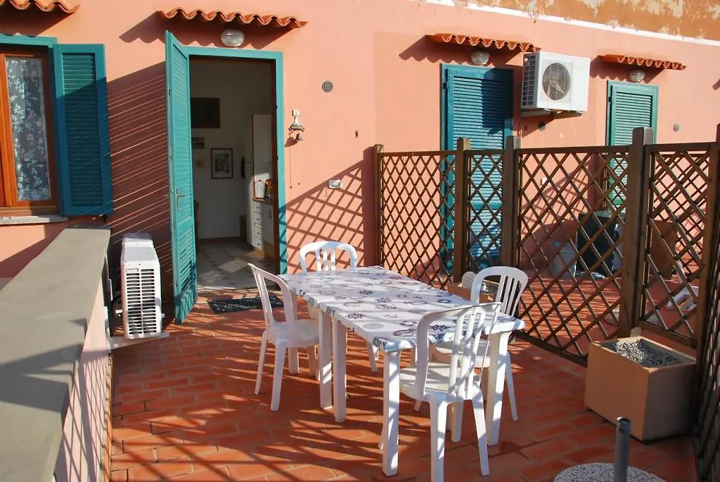 Apartment Appartamenti Silviaggi Marina di Campo